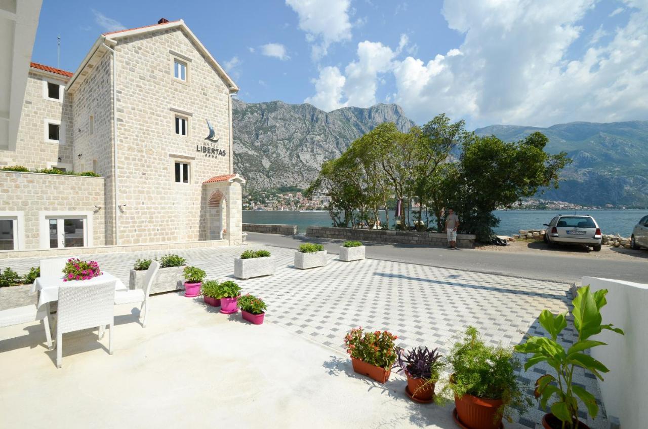 Seafront Apartment Vujovic Prčanj Eksteriør bilde