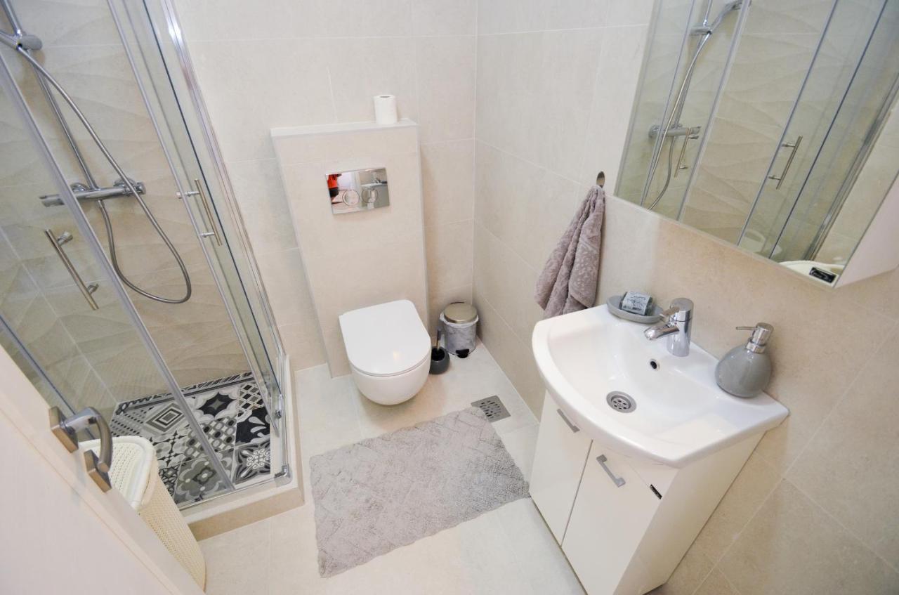 Seafront Apartment Vujovic Prčanj Eksteriør bilde