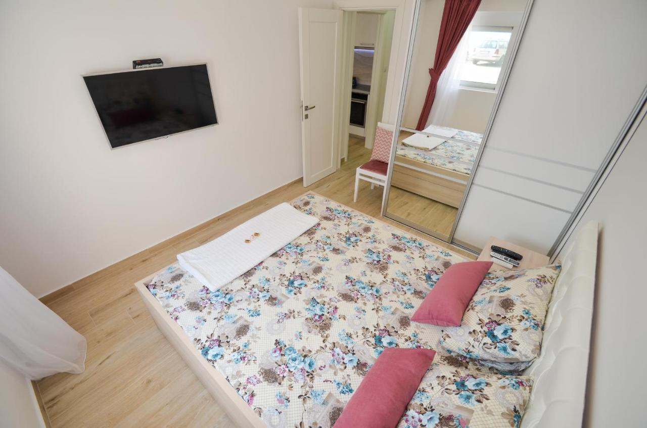 Seafront Apartment Vujovic Prčanj Eksteriør bilde
